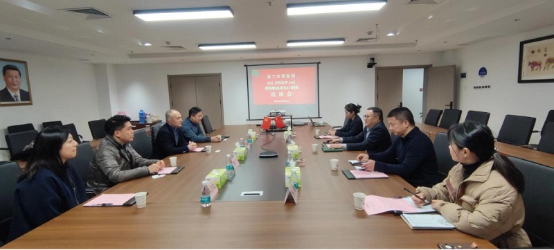 波蘭沃斯集團董事長(cháng)曾小輝一行到湖南糧油進(jìn)出口集團洽談合作