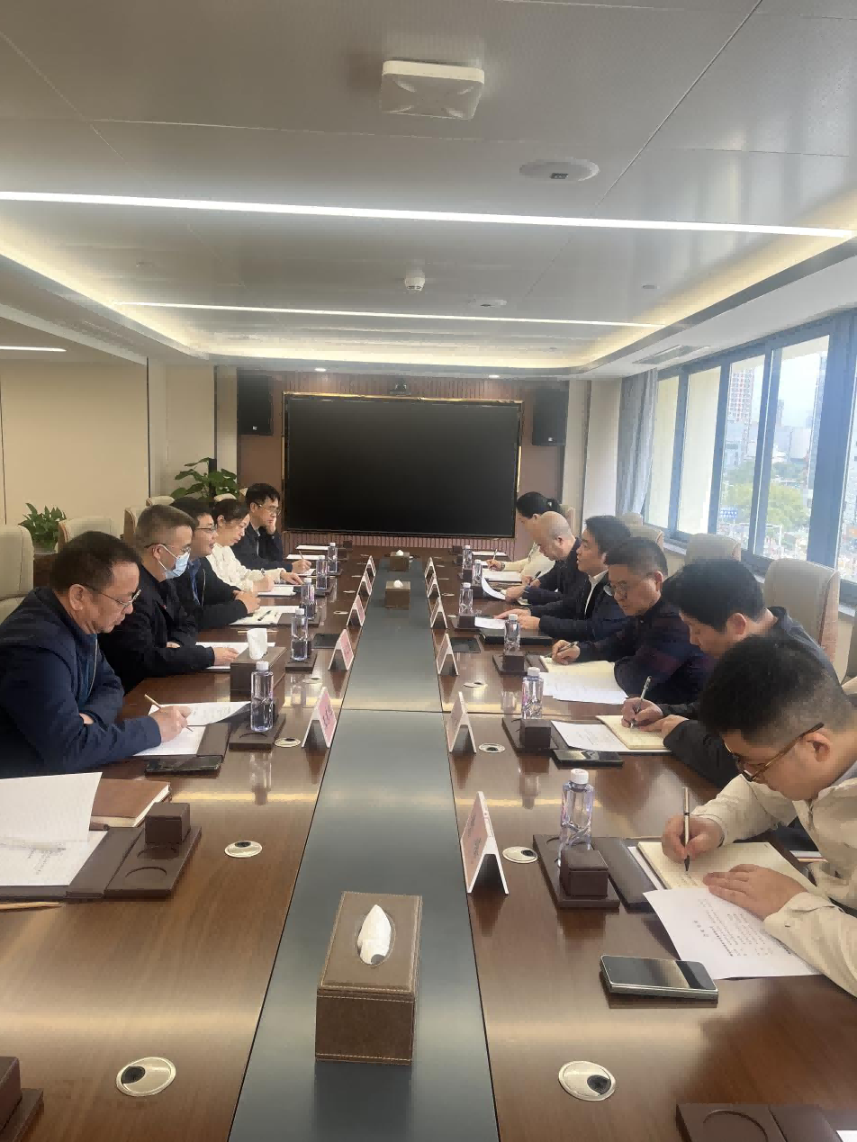 湖南糧油進(jìn)出口集團黨委委員、紀委書(shū)記張彥峰一行調研考察深圳華實(shí)高公司